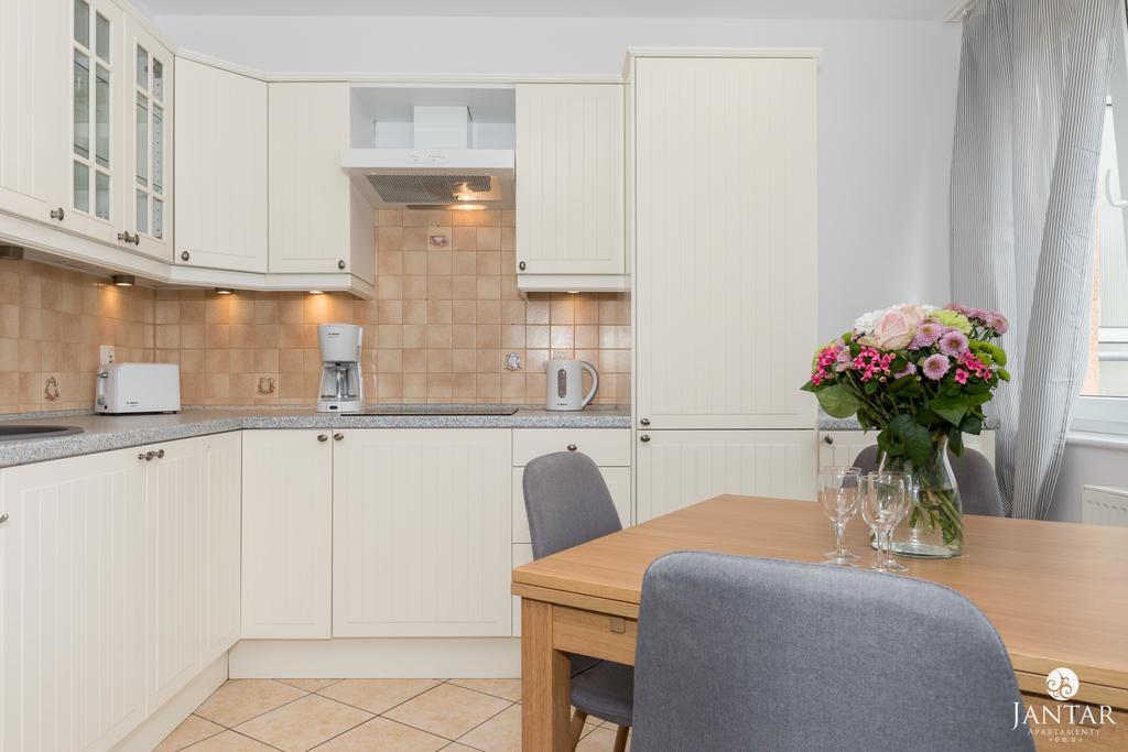 Jantar Apartamenty- Zielone Tarasy Колобжег Екстериор снимка